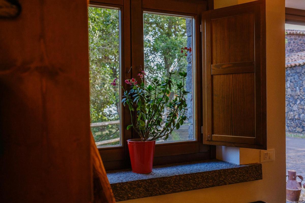 Il Giardino Di Efesto Villa Biancavilla Bagian luar foto